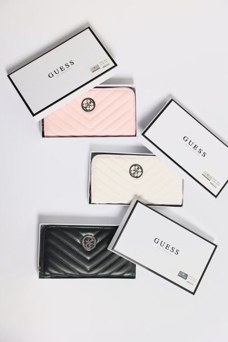 GUESS — bifold wallet