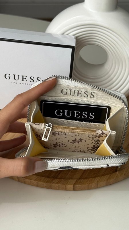 GUESS — compact wallet