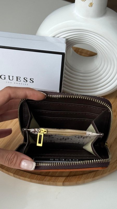 GUESS — Guess G