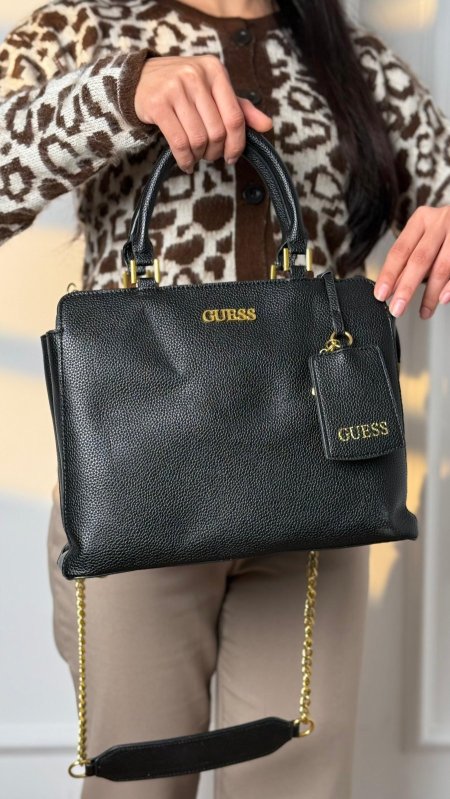 GUESS — modern classic handbag