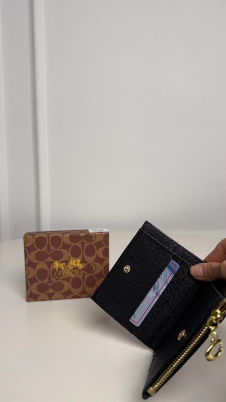 COACH — slim wallet