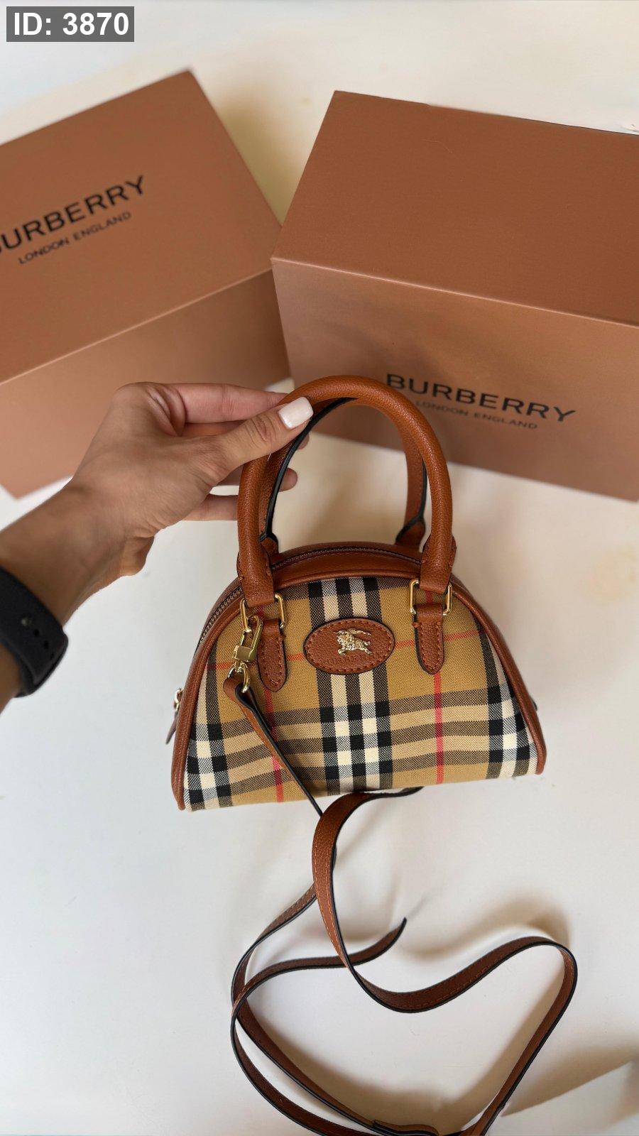 BURBERRY — master handbag (with box)